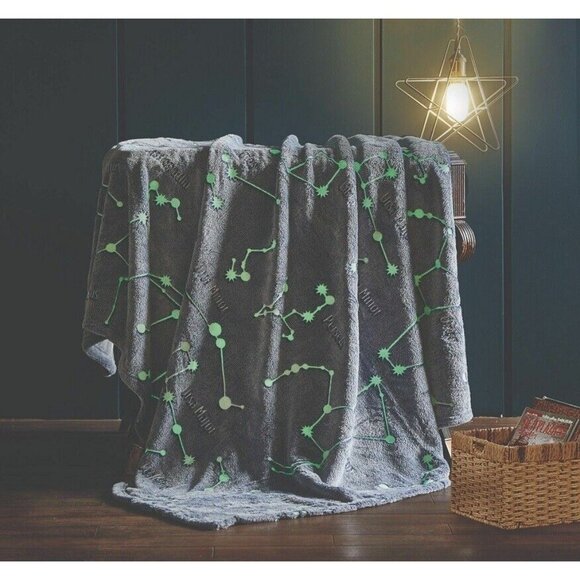New Constellation Galaxy Glow in the Dark Plush Gift Throw Blanket Space Stars - Picture 2 of 4